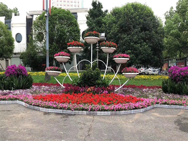 河北保定立体花箱制作厂家.jpg