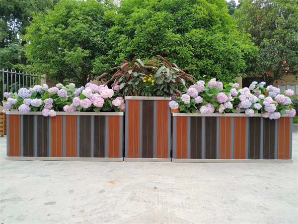 河北保定花箱制作厂家.jpg